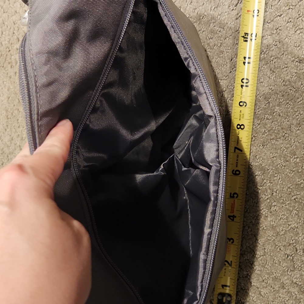 NEW TRAVELON Anti - Theft, Lightweight , Crossbody purse. NEW Grey TRAVEL PURSE - Picture 7 of 9